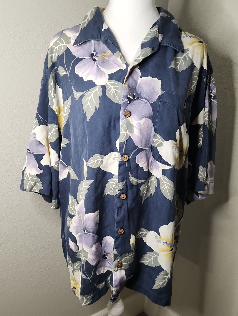 Monterey Club Navy Floral Button-Up Shirt with Lavender & Cream Hawaiian Flowers